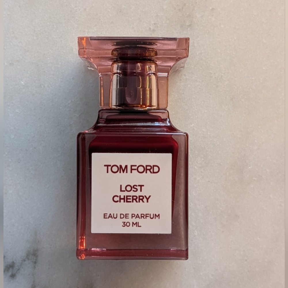 Tom Ford Lost Cherry 🍒 EDP 30 ml | Retail $280 | 😍🔥 Iconic Date Night Scent - Picture 4 of 13